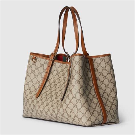 gucci emblem tote review